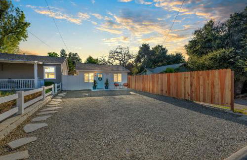 Cozy Cottage, Brand New, fully Private, walk to Everything - Foto 77