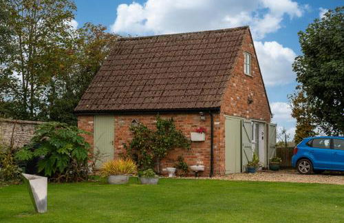 The Annex @ 3 East Town Cottages - Photo 3