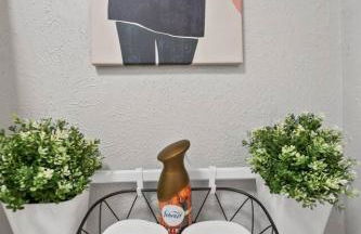 Intimate 2BD TCU Walkable - Foto 27