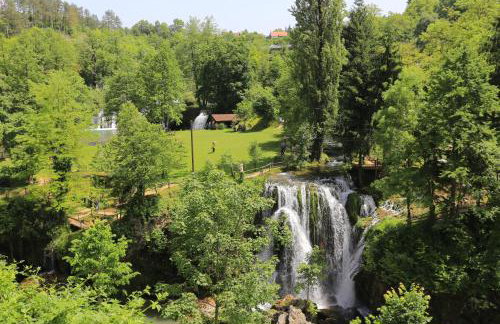 Apartments with parking space Donji Cerovac, Plitvice - 24434 - Foto 8