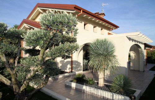 Ferienhaus Casa sulle colline di Barcuzzi pool, garden and barbecue - Foto 17