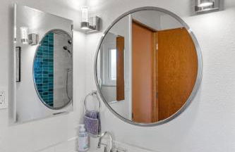 Spacious and Comfy Close to Everything Backyard - Foto 21