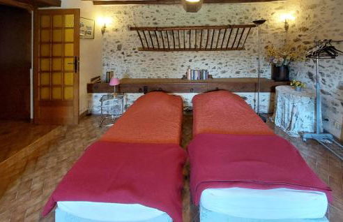 4 Bedroom Nice Home In Mont-Saint-Jean - Photo 17