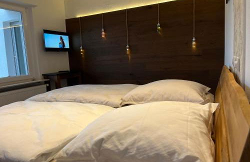 SUNRISE mit großer Terrasse und Weitblick - Photo 8