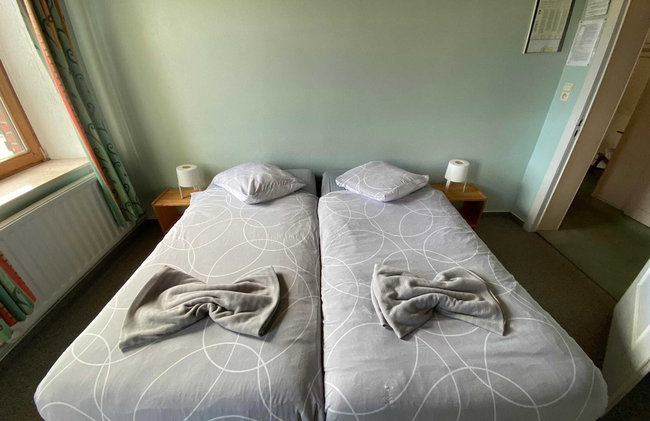 Former Hotel with Swimming Pool, Hot Tub, Sauna for Family Groups - Foto 22