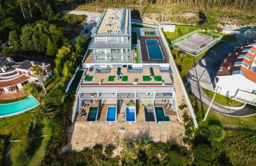 Ocean Views - New Private Condominium with Pool & Sea Views - Foto 1