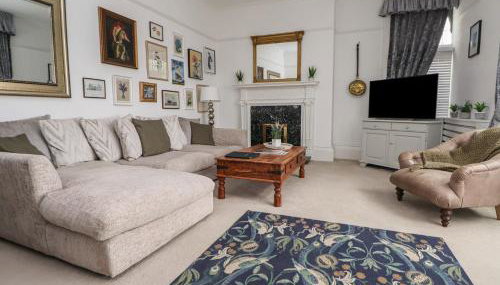 Ismay Billiard Room Apartment - Titanic Interest - Foto 5