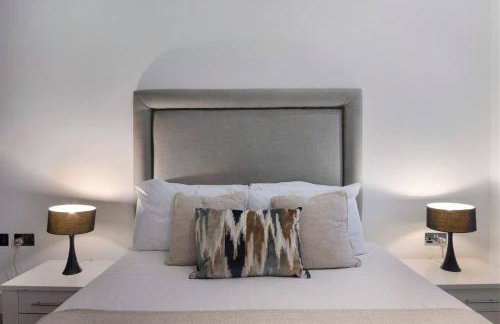 Buckingham Palace Apartment - Photo 18