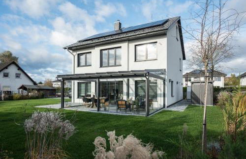 BohnApartments Luxury Villa Berlin - 210qm - Wintergarten - Kamin - 4 kostenlose Parkplätze - 6 Schlafzimmer - Neubau - Luxusausstattung - Foto 44