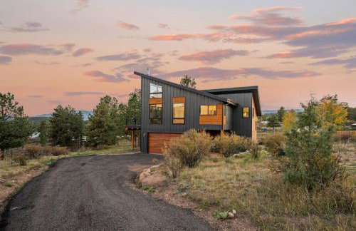 Modern Mountain House with Spa and Scenic Views - Foto 6