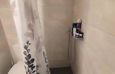 Seafront two-storey house in Kardamyla - Foto 28