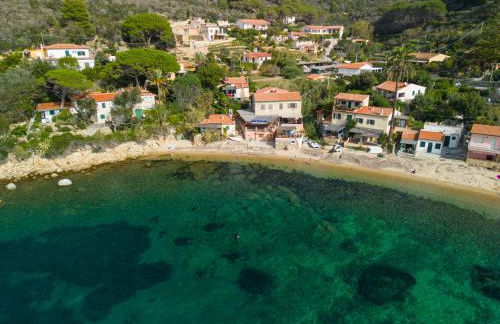 Agave direclty on the beach - Goelba - Foto 2