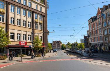 Comfortable & central 3-room-apartment in Hannover l Self-Check-in I Parking, Elevator & Balkony - Foto 29