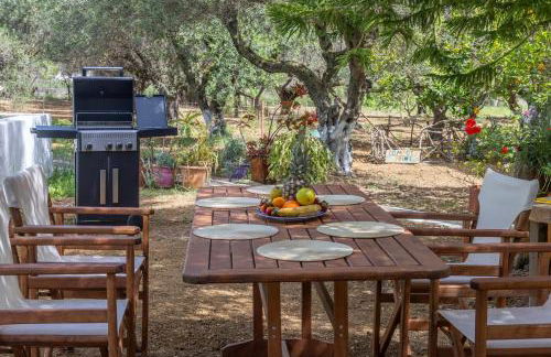 SEA & OLIVES HOUSE - Photo 29