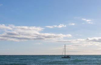 Apartamento en primera línea de playa con piscina - Photo 17