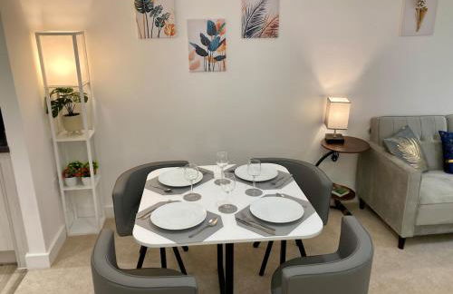 2 Bedroom Luxury Apartment! City Center with Free Parking! - Foto 6