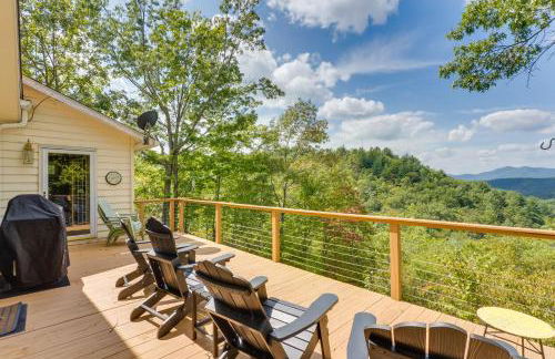 Breathtaking Marble Home on 5-Acre Hillside! - Foto 24