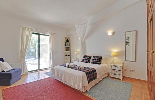 Algarve Country Villa 1 With Pool by Homing - Photo 22