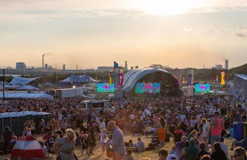 Steel Town Lodge - Contractor & Family Stay with Dart Board - Foto 22