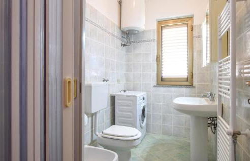 Nice Apartment In Marina Di Caronia - Foto 14