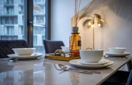 Luxury Apartment 7 mins Walk to Salford Central - Pass the Keys - Foto 7