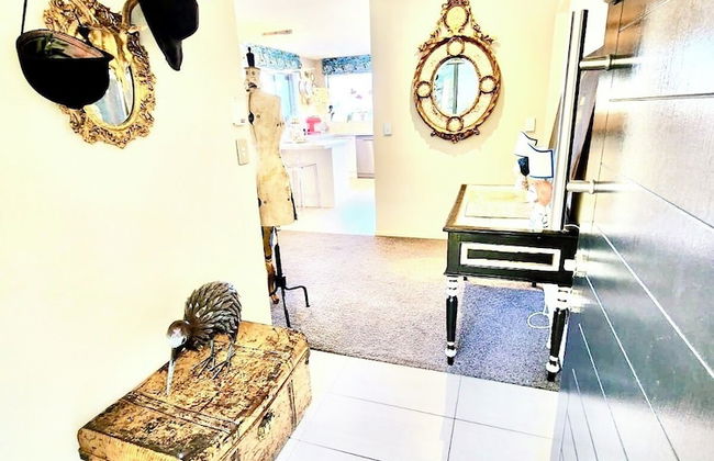 Lyttelton Boatique House - Photo 49