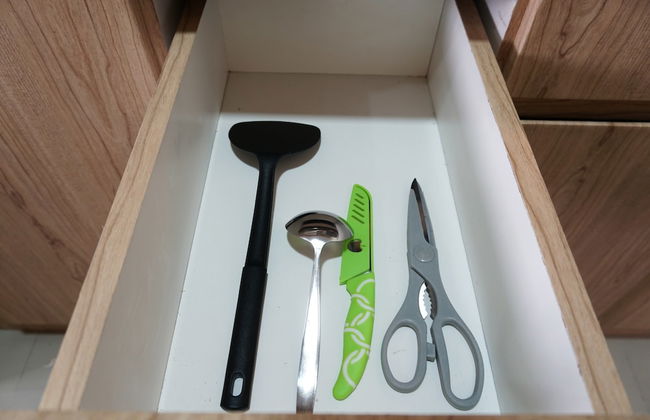 Best Homey Studio at The Oasis Apartment - Photo 14