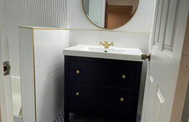 Upscale, Brand New, Full Kitchen, 2-Bedroom Apt - Foto 9