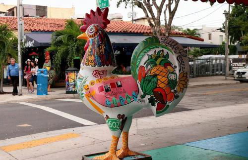 Prime Location Apt on Calle Ocho in Little Havana - Foto 10