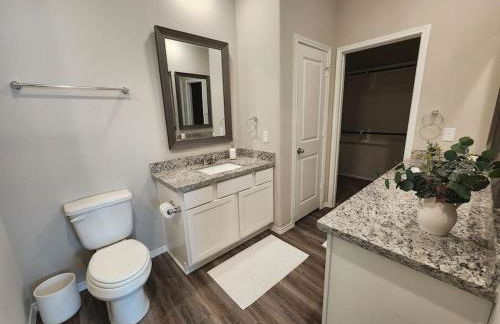 Spacious Retreat 5 Min from Lake Conroe - Foto 10