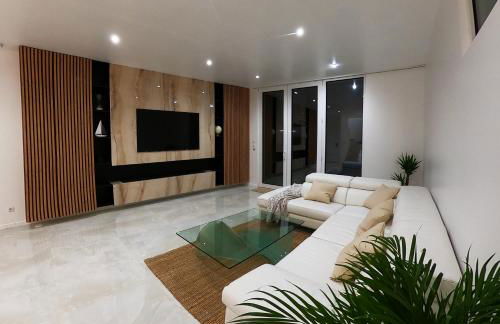 Maison moderne à Bièvres - Paris 12 kilomètres, Versailles 8 kilomètres - Photo 4