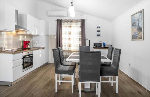 4 Bedroom Beautiful Home In Raslina - Foto 7