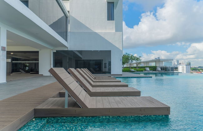 OYO Home 43995 Premium 3br 1tebrau - Photo 46