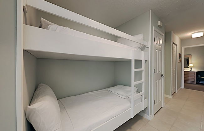 Grand Caribbean West by Southern Vacation Rentals - Foto 23