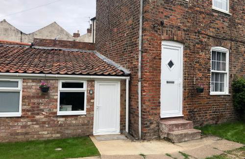 Jasmyne Cottage - Photo 1