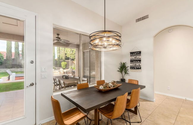 The Dreaming Tree Sleeps 10 Pool Spa Firepit BBQ - Foto 9