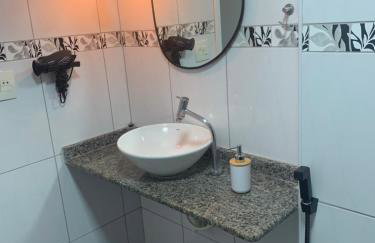 Apartamento em Santos no Gonzaga em frente a praia - Foto 22