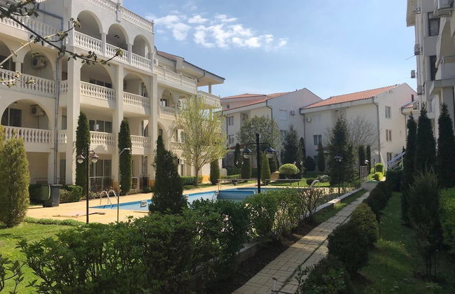 Lazur 5 Apartments - Photo 1