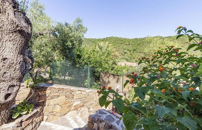 Charming 3-bed Villa in Berruiles - Photo 35