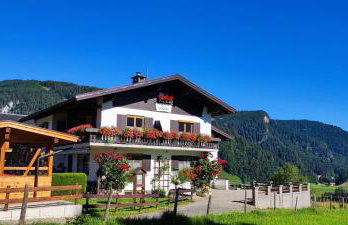 Gästehaus Vogler Oberstdorf-Kornau - Foto 1