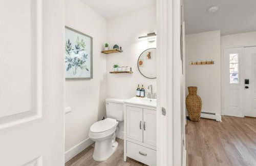 Boho Haven Hideaway - Walk to Pool,Theater,Arcades, Firepit, Lake Access - Foto 19