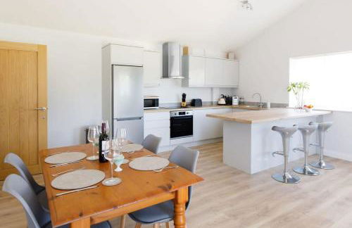 Countryside Bungalow for 4 Close to Beaches - Foto 2