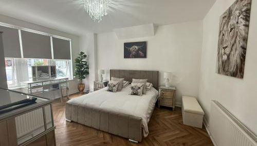 Southend Apartment With Parking, Private Garden and Beach Side Location - Foto 5