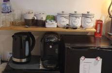 Annex in Chippenham with Parking and WIFI - Photo 4