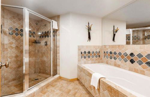 The Caledonian by All Seasons Resort Lodging - Foto 54