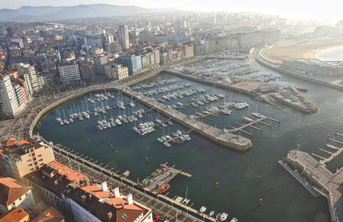 1 linea de playa puerto deportivo Vistas al mar recién reformado - Photo 45