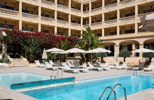 Apartamentos Isla del Sol - Photo 1