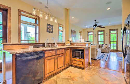 Bright Waveland Home - Walk to Beach Access! - Foto 9