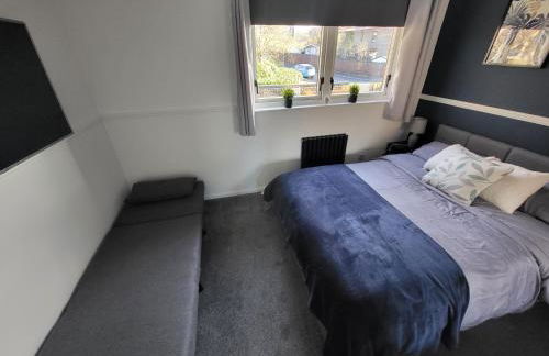 Stylish home in Linlithgow Near Edinburgh Airport Free parking Free WiFi - Foto 33