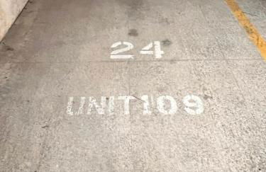 Lakeside luxury with hot tub and pool - Foto 60